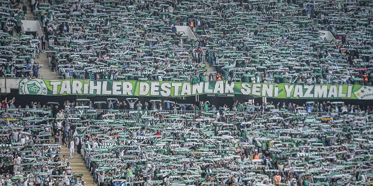 Şampiyon Bursaspor’da kombineler tükendi! Yeni sezon kapalı gişe