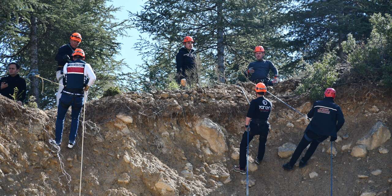 Konya'da nefes kesen kurtarma tatbikatı