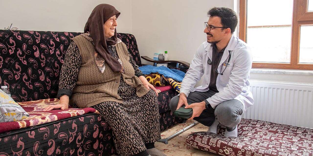 Selçuk Üniversitesi, Konya’da iyilik ve sağlık dağıtmaya devam ediyor