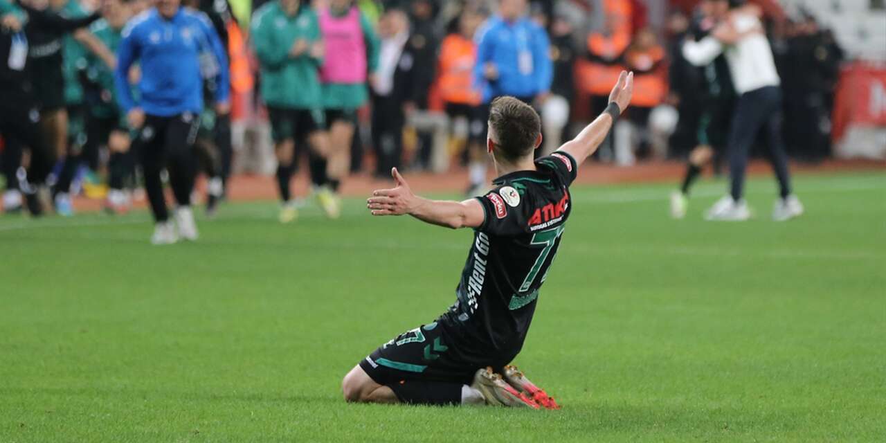 Konyasporlu oyuncu haftanın en iyi 11’ine seçildi