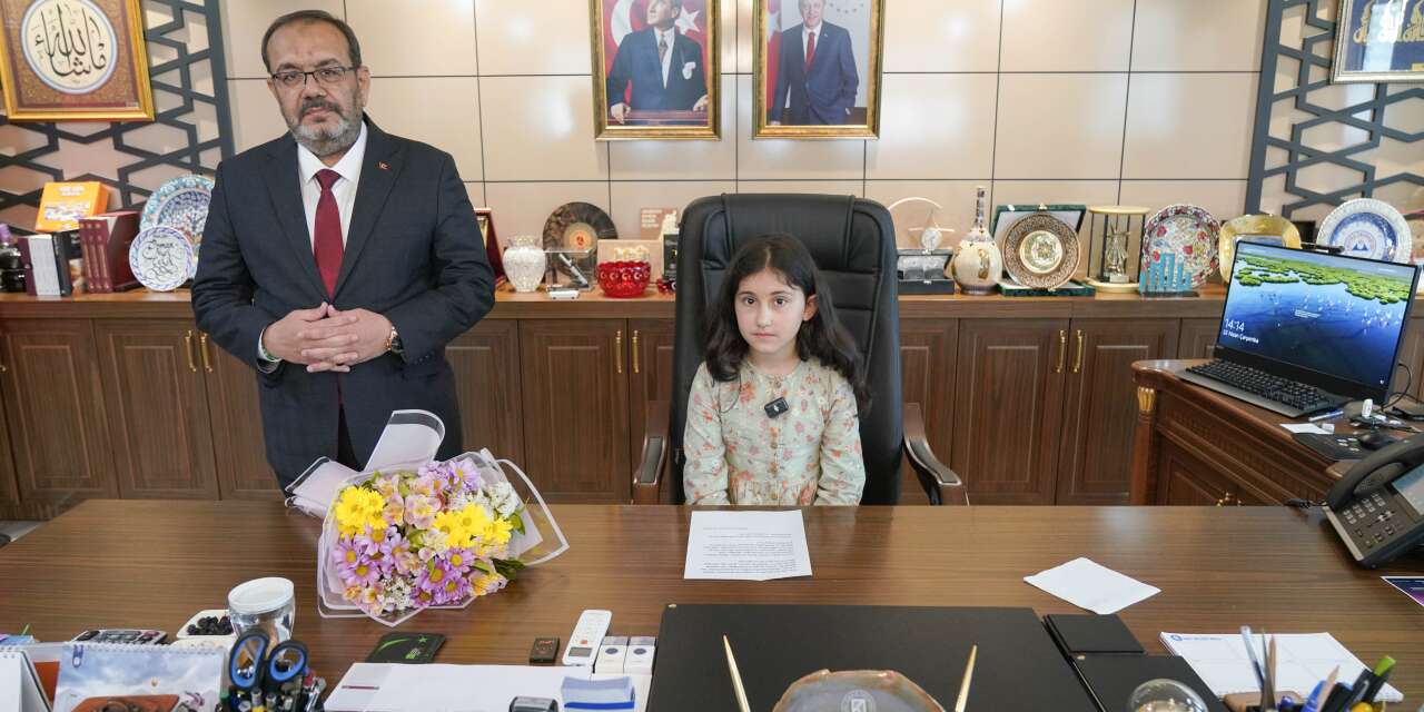 KTÜN Rektörlüğüne 23 Nisan ataması! Koltuğu Ümmü Gülsüm Uludağ devraldı