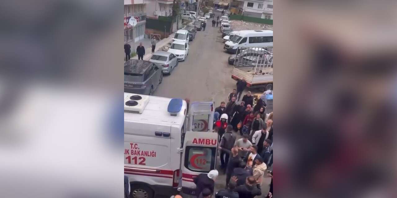 Tartıştığı grupla yeniden karşılaşan genç, silahlı saldırıda öldü