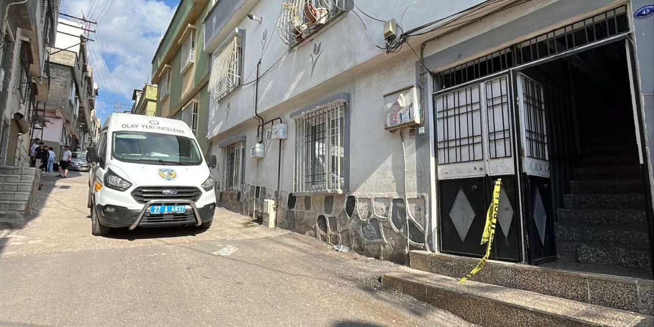 14 yaşındaki kız, babasını öldürdü! İddia çok vahim