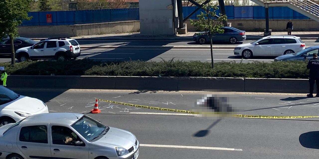 Üst geçitten düşen adama otomobil çarptı! Olay yerinde öldü