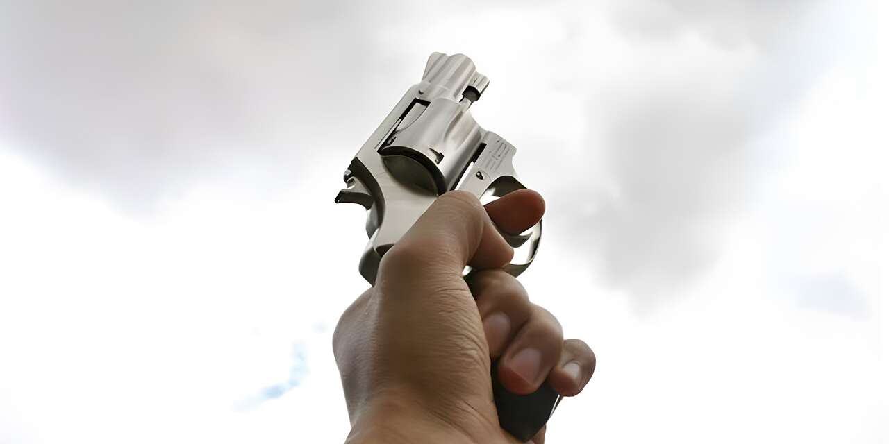 Suriye’den açılan ateş, Mardin’de bir profesörü vurdu