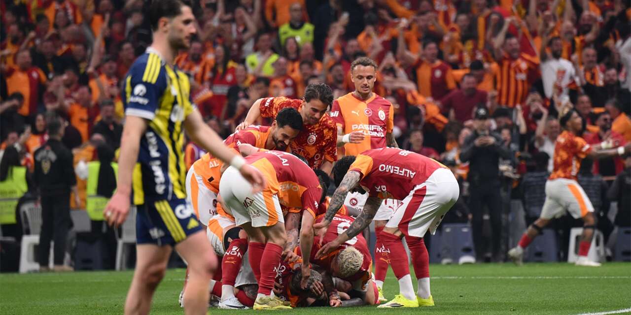 Galatasaray derbide Fenerbahçe’yi 3-0 yendi! Şampiyonluk yolunda dev adım