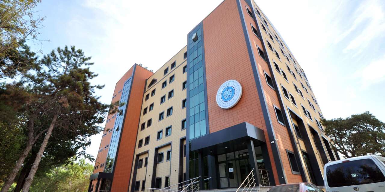 NEÜ Diş Hekimliği Fakültesi, dünya ortalamasının üzerine çıktı