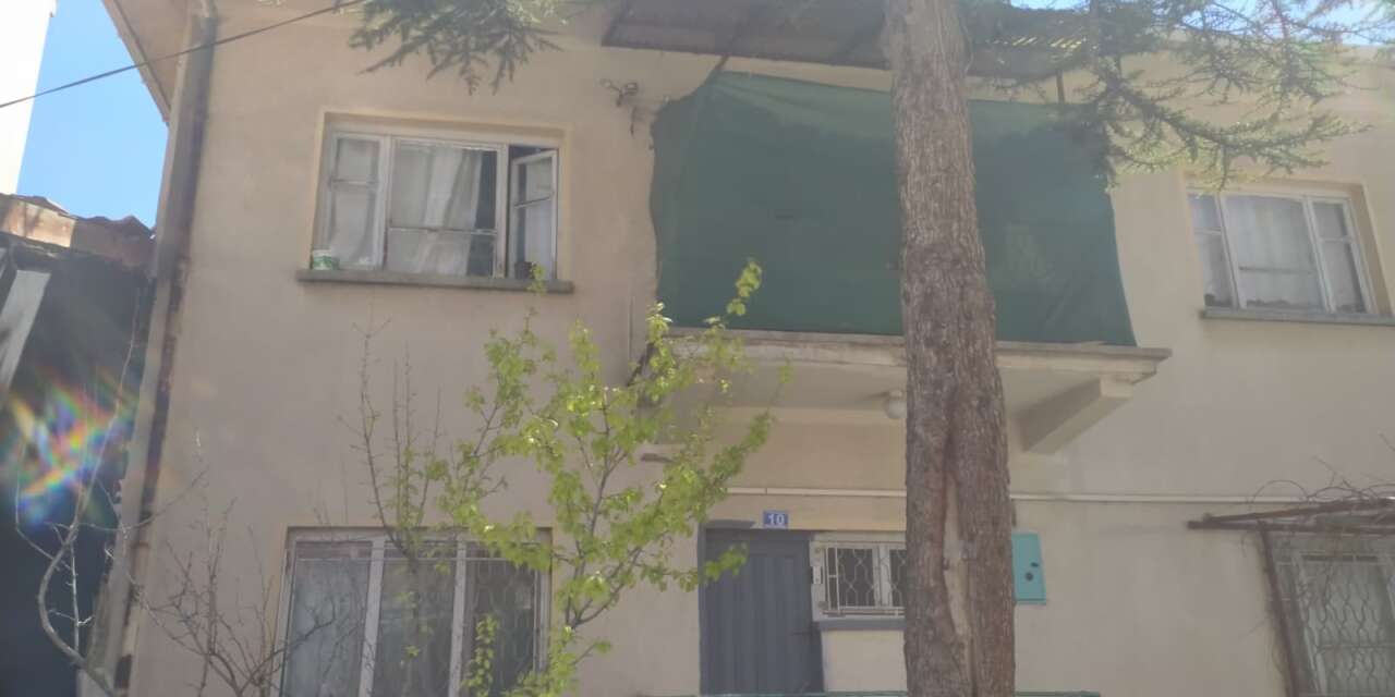 Konya’da 3 yaşındaki çocuk ikinci kattan aşağı düştü