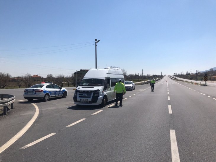 Konya bağlantı yollarında 'sokağa çıkma yasağı' sakinliği