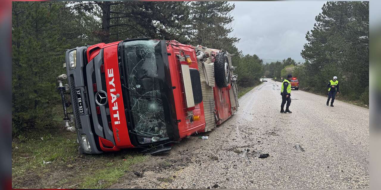 Yangına giden itfaiye aracı devrildi! 3 itfaiyeci yaralandı