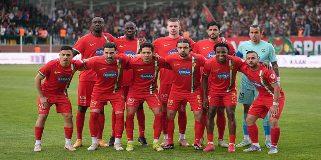 Amedspor Süper Lig'e yükseldi