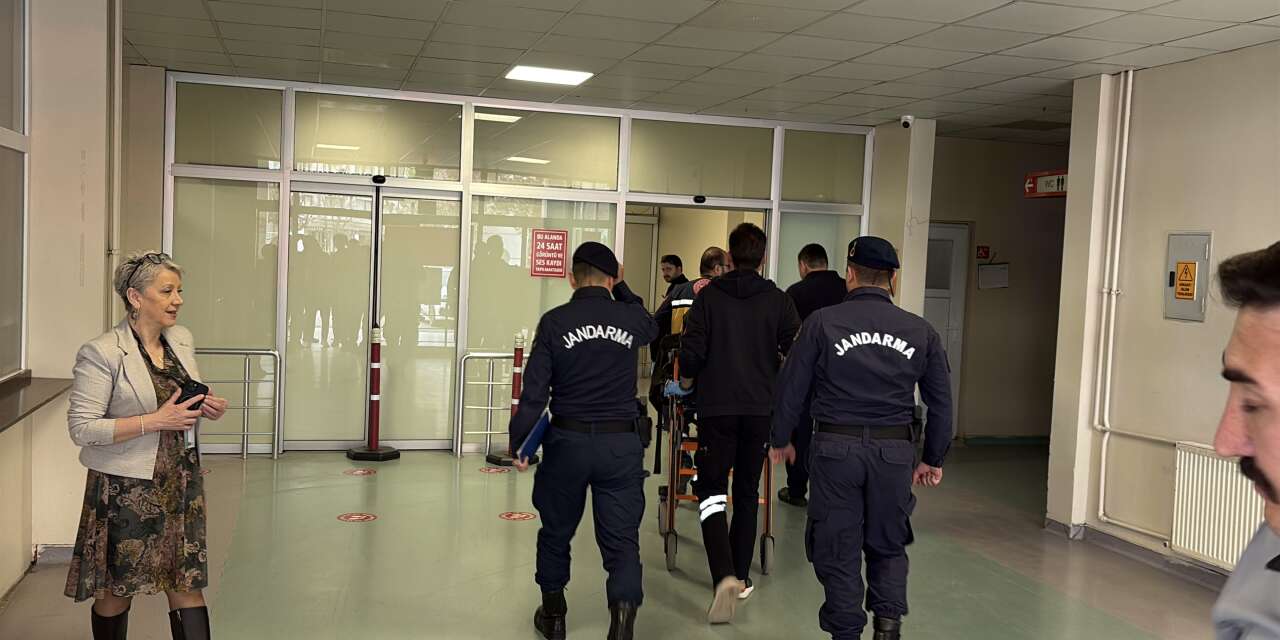 Akrabalar arasında silahlı kavga! Yeğenini öldürdü