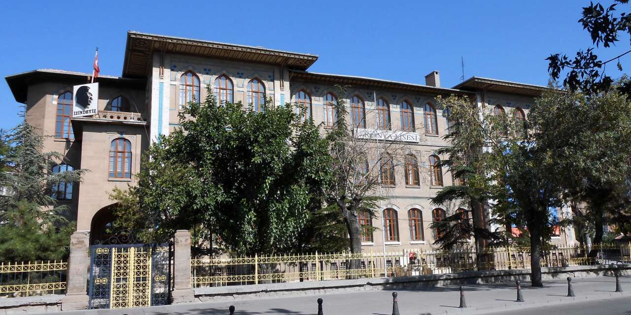 137 yıllık Konya Lisesinin mezunları Anılar Gününde buluşacak