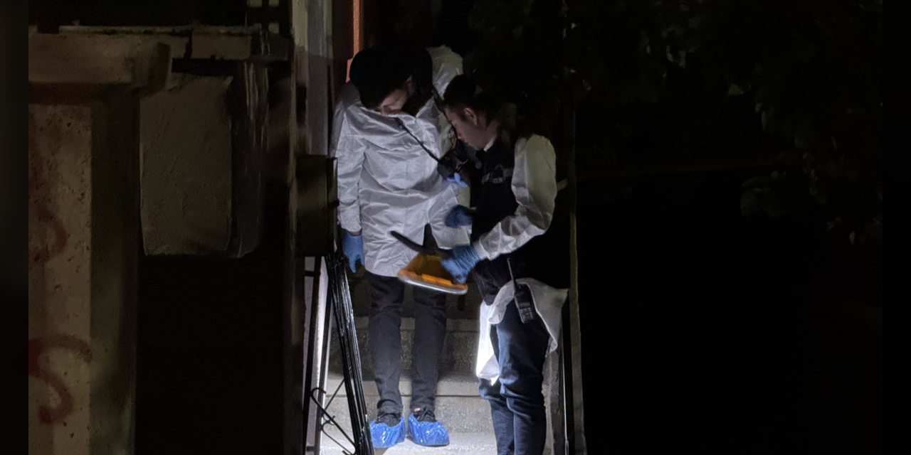 Sokak ortasında bıçaklı saldırı