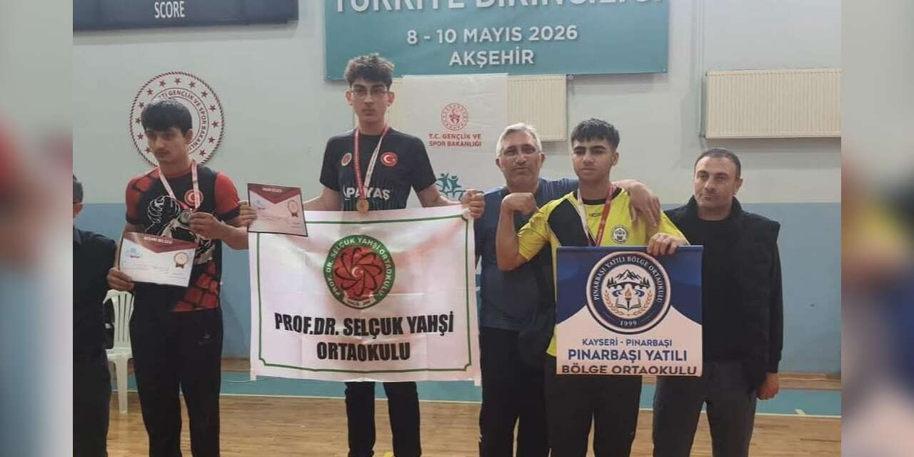 Konya'da bileğiyle Türkiye’yi salladı