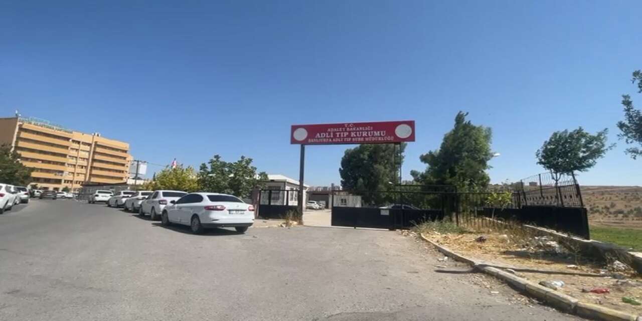 Mezarlıkta korkunç olay! Varilin içinde 21 insan cenini bulundu