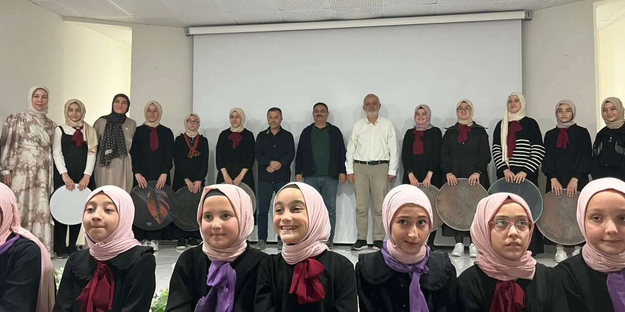 Konya Anadolu İmam Hatip Lisesi’nde sanat ve edebiyat dolu akşam