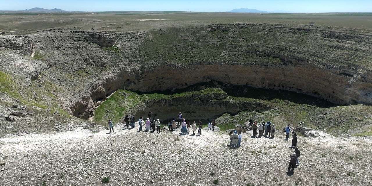 LİMA öğrencileri Konya’nın obruklarını yerinde gördü