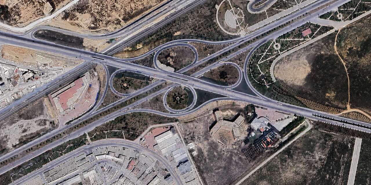 Konya Aksaray Yolu’nda tramvay hattı için bağlantı yolları kapanıyor