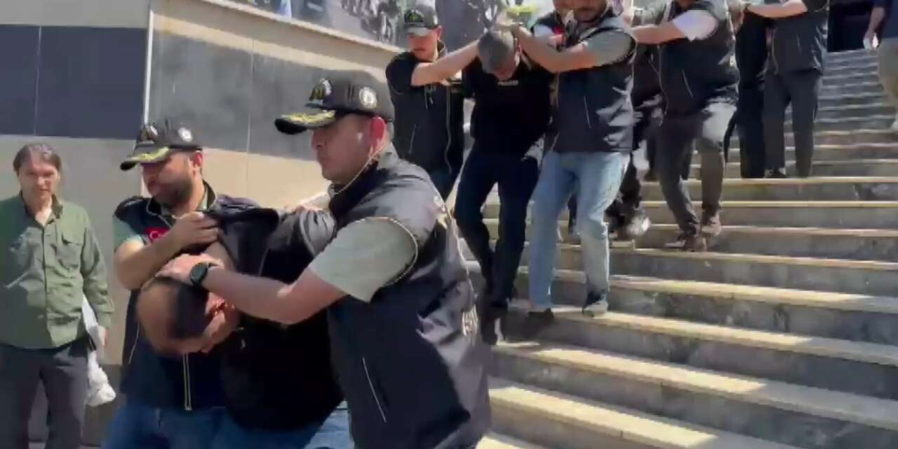 Borç meselesinde dehşet! Pencereden attıkları iddiası var