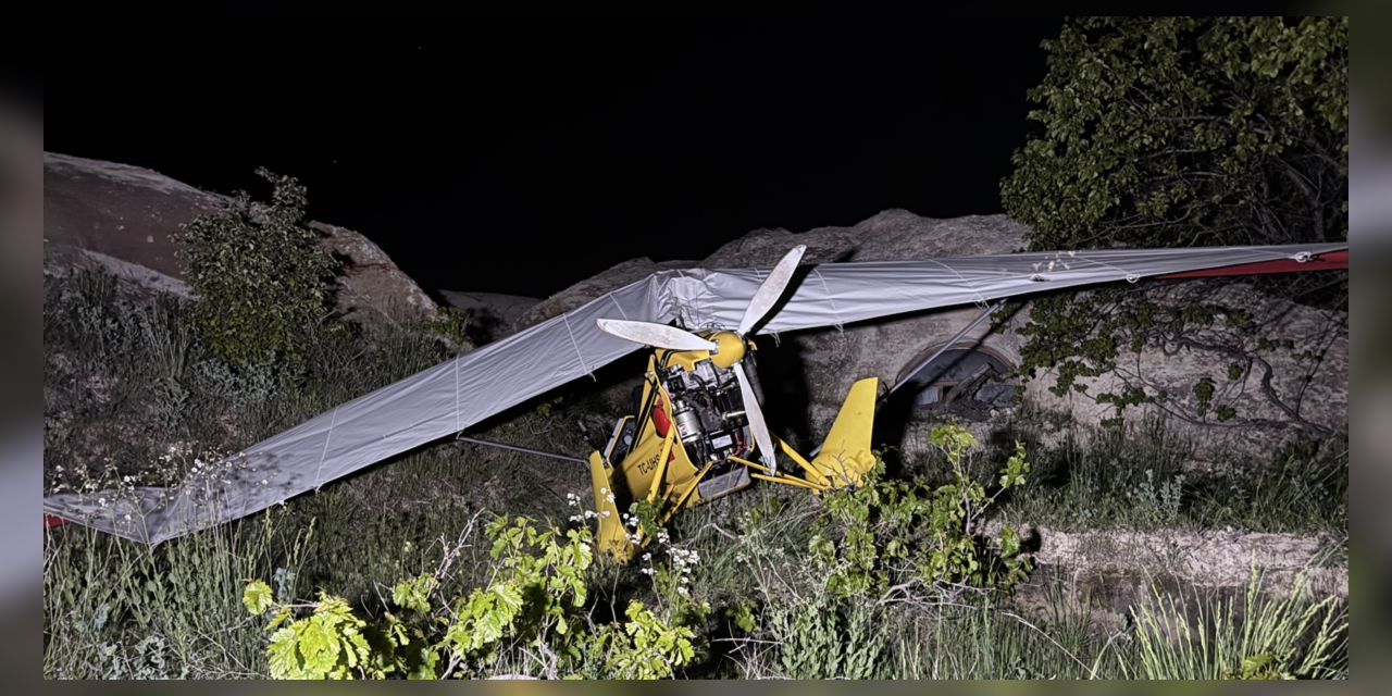 Korkutan microlight kazası! Pilot ve yolcu yaralandı