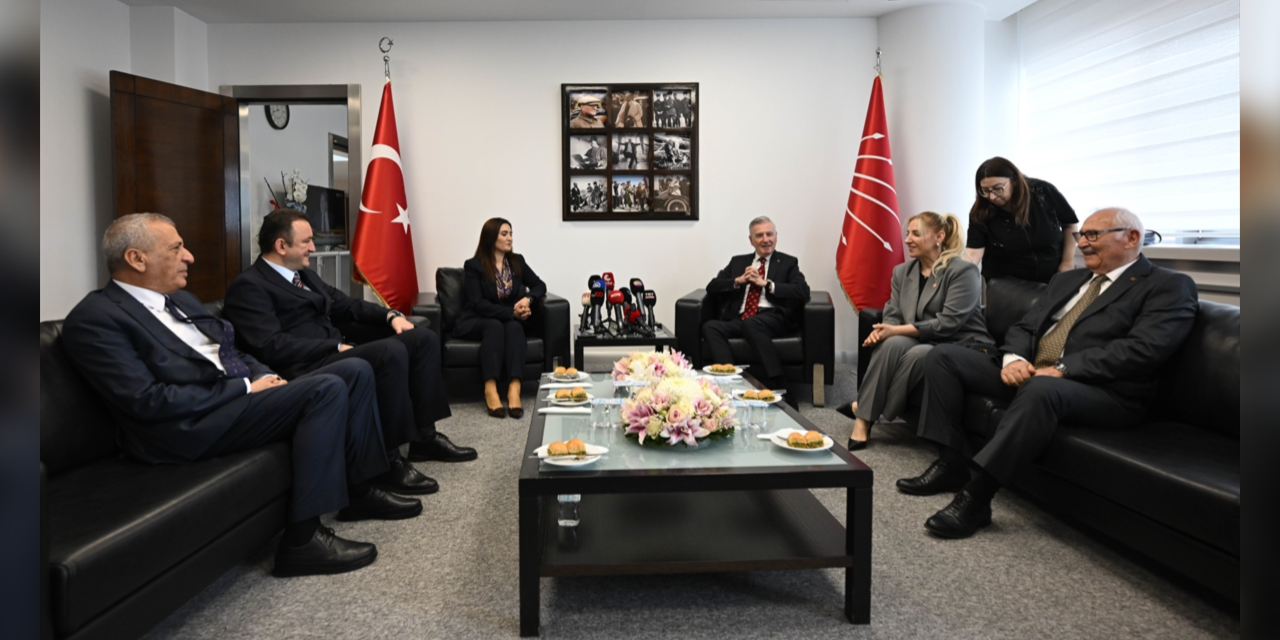CHP ile AK Parti 3 bayram sonra yeniden bayramlaştı! Heyette Konyalı vekil de var