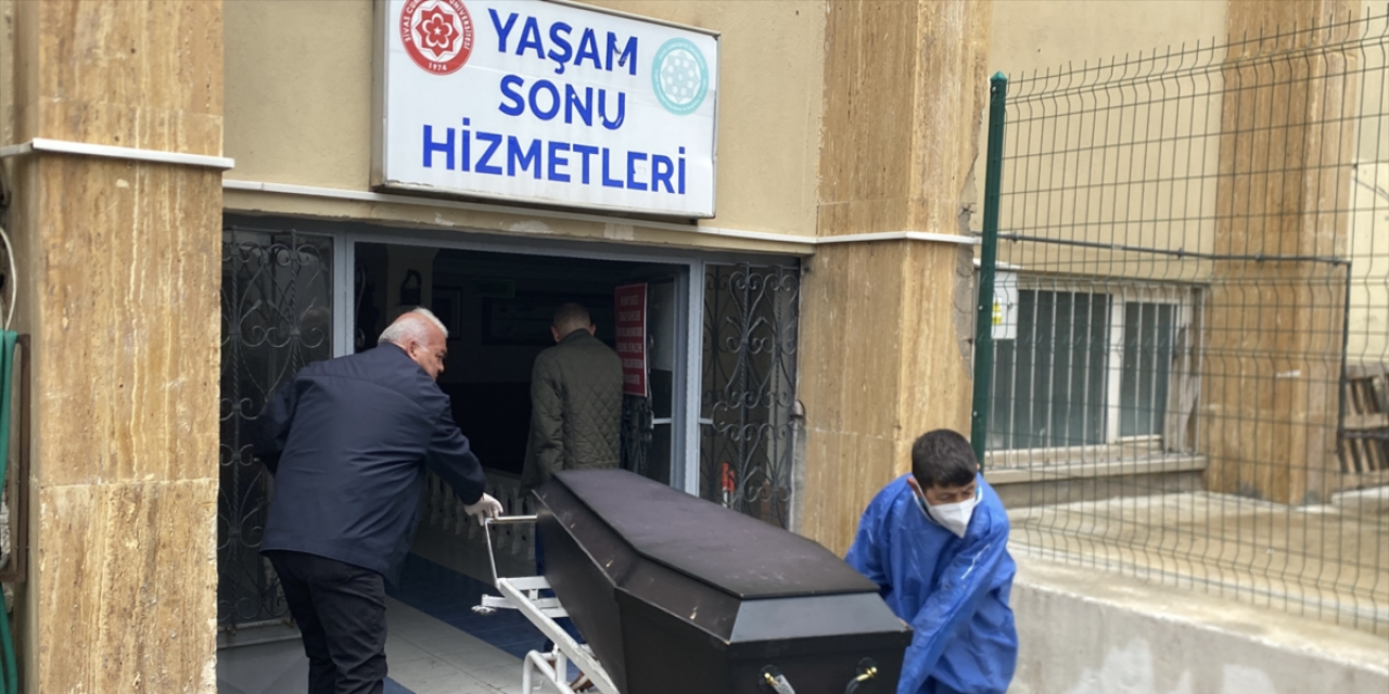Kene kabusu! 4 çocuk babası hayatını kaybetti