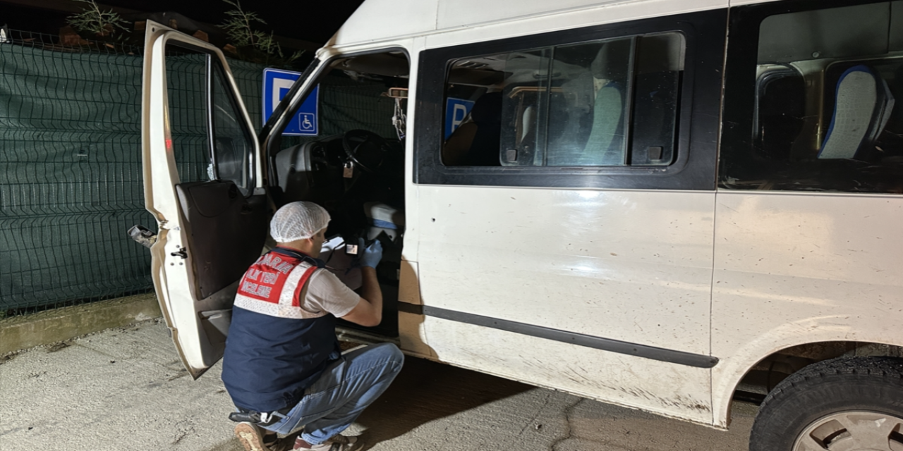 Tartışma silahlı kavgaya dönüştü, 2 kişi vuruldu