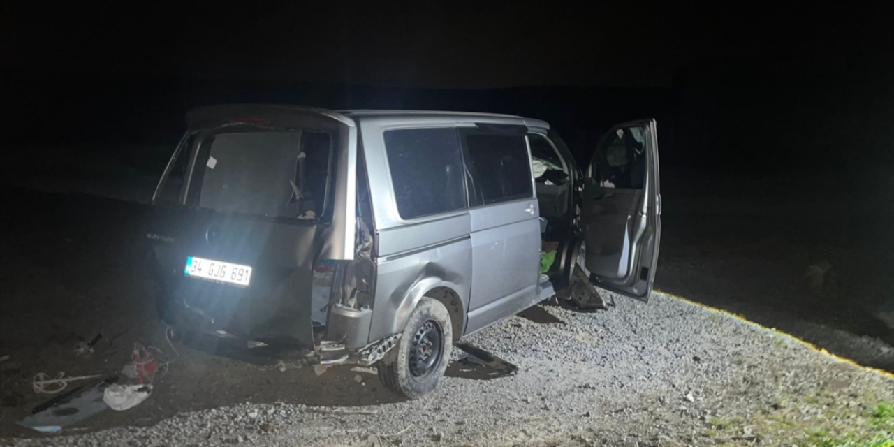 Şarampole devrilen aracın sürücüsü Yener Koyuncu hayatını kaybetti