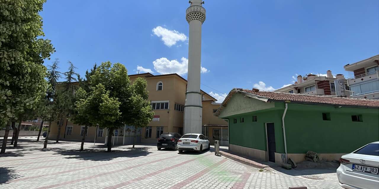 Konya’da camideki hırsızlık cemaati isyan ettirdi