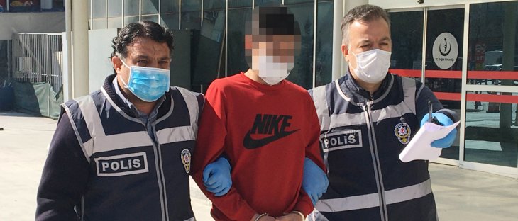 Konya'da kapkaç zanlısı, çaldığı telefonu satarken kimlik bilgilerini verince yakalandı