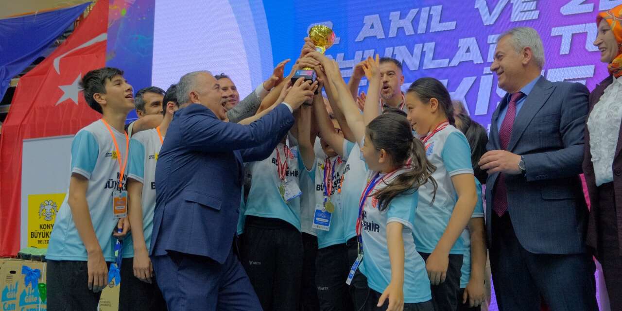 Konya’nın zeka küpleri zirveyi yine kaptırmadı! Şampiyonluk serisi bozulmadı