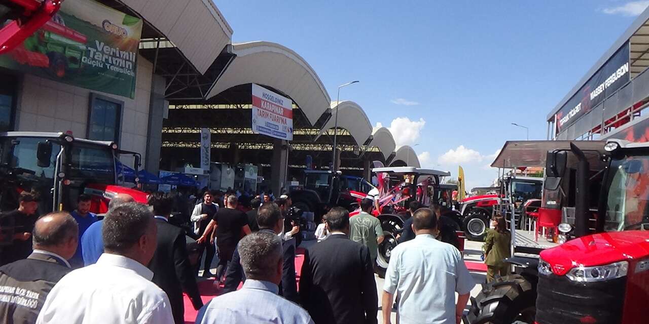 Konya’da tarımın kalbi Karapınar’da atıyor! Tarım, Gıda ve Hayvancılık Fuarı açıldı