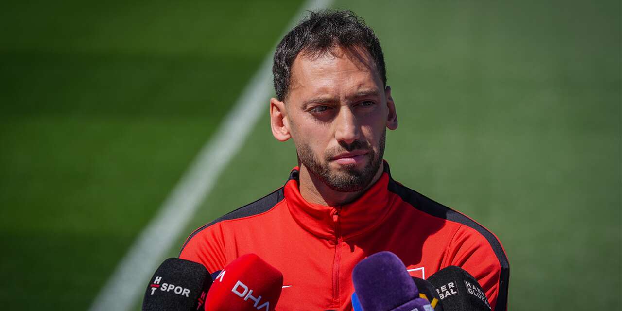A Milli Takım Kaptanı Hakan Çalhanoğlu’ndan Avustralyalı futbolcuya cevap