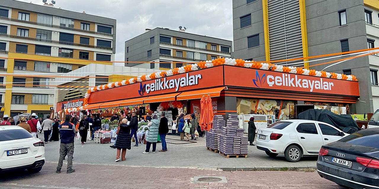 Çelikkayalar’da garaj günleri başlıyor! Elektronikten gıdaya büyük indirim