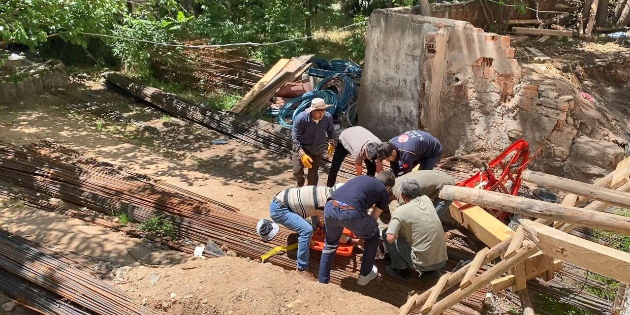 İnşaatta korkunç kaza! İşçinin üzerine asansör düştü