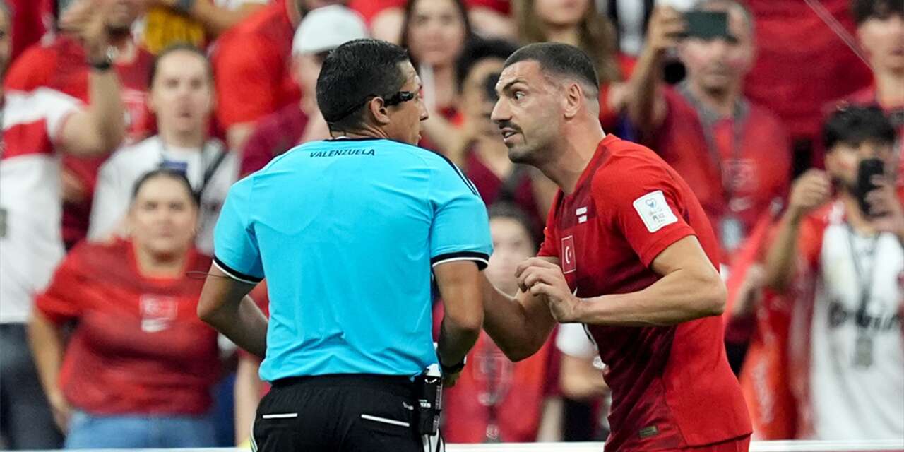 Türkiye-Paraguay maçının hakemi belli oldu