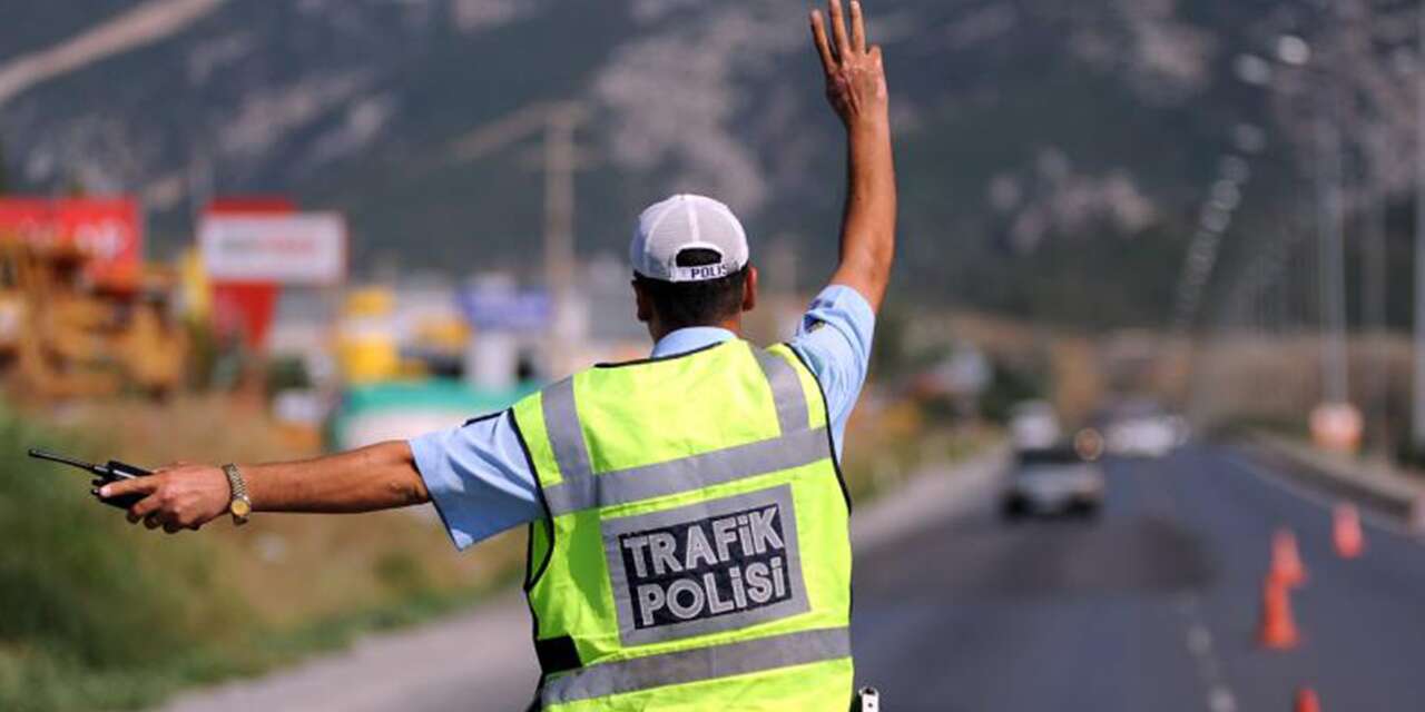 Karayolları duyurdu! Ankara-Konya yolu trafiğe kapatıldı