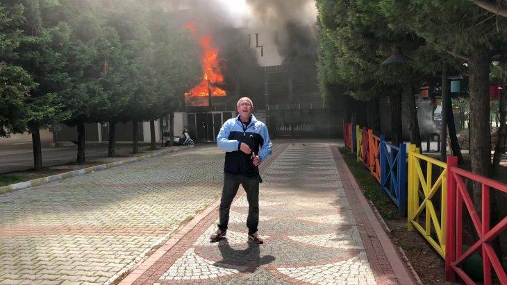 İstanbul’da bir kişi iş yerinde yangın çıkardı, Ekrem İmamoğlu’na tepki gösterdi