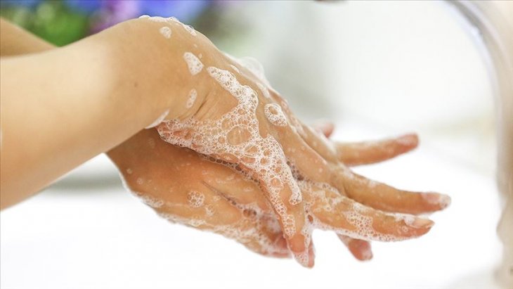 Kovid-19'a karşı en etkin korunma: El temizliği ve sosyal mesafe