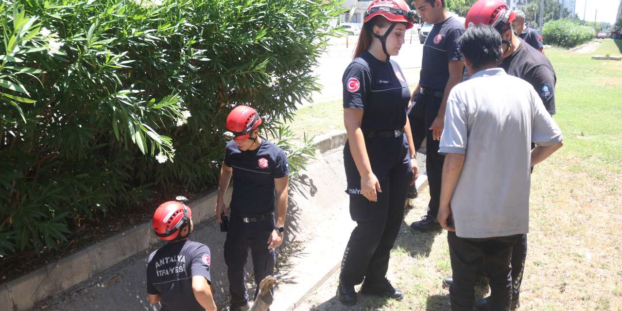 Annem ve babam su giderine düştü dedi, emniyete götürüldü