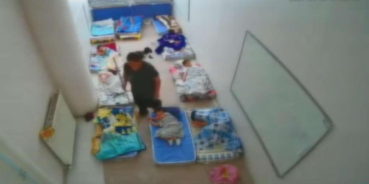 Anaokulunda çocuklara şiddet! Çubukla darp anları kamerada