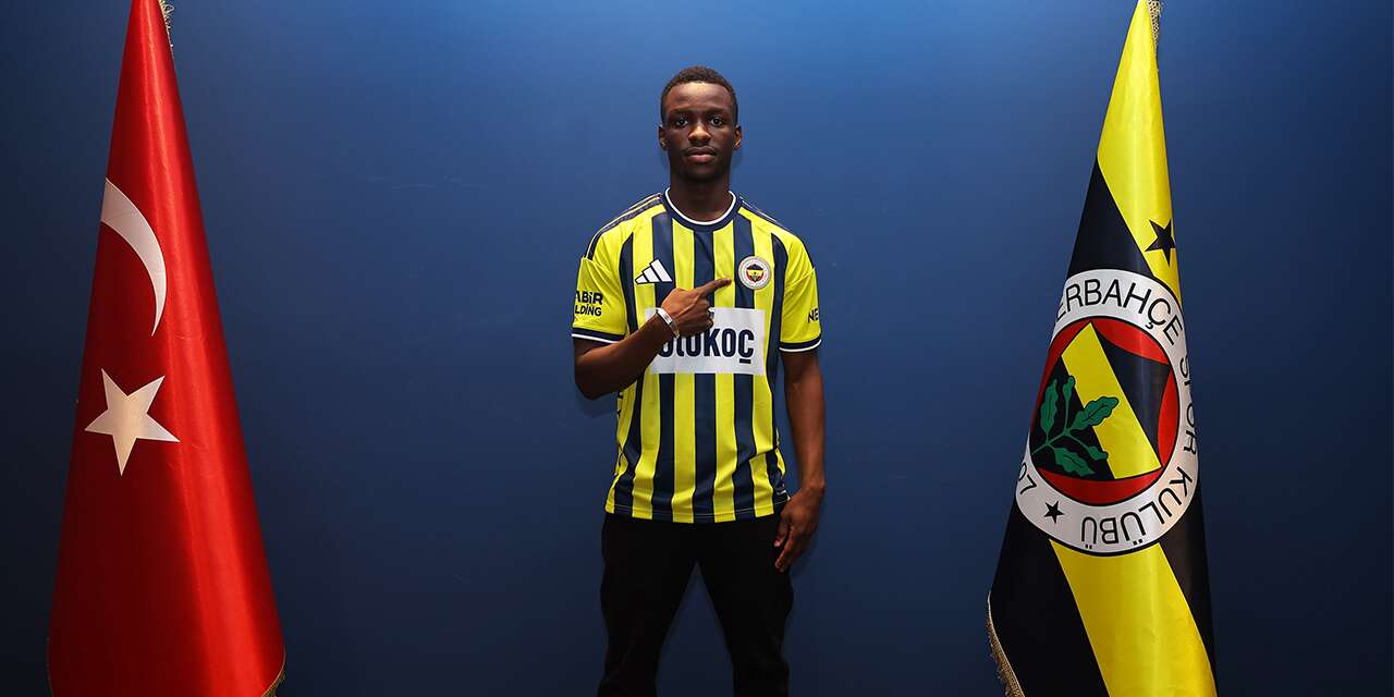 Fenerbahçe, Afrikalı genç futbolcuyla 5 yıllık sözleşme imzaladı