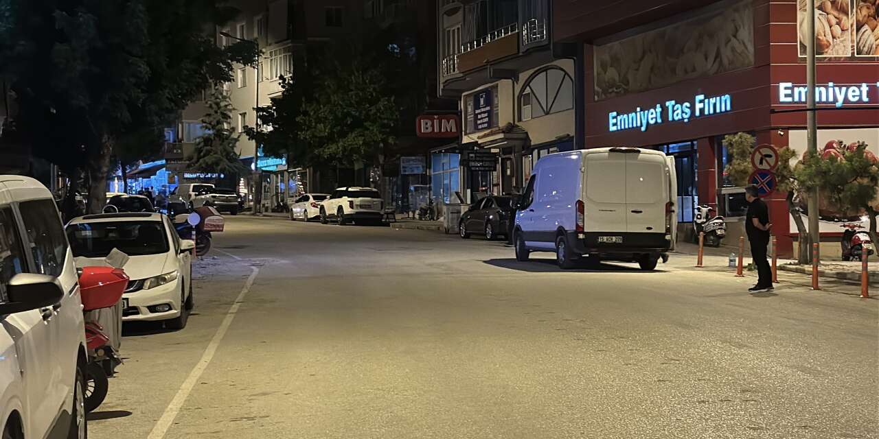 Emniyetin bulunduğu caddede bomba paniği