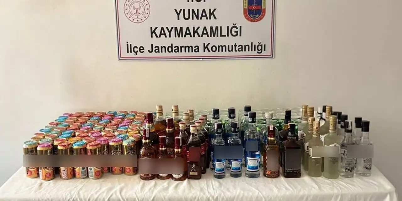 Konya’da jandarmadan kaçak alkol baskını! 191 şişe içki ele geçirildi