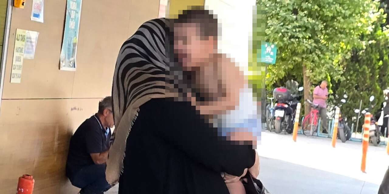 3 yaşındaki çocuğun üzerine kaynar çay döküldü, soruşturma başlatıldı