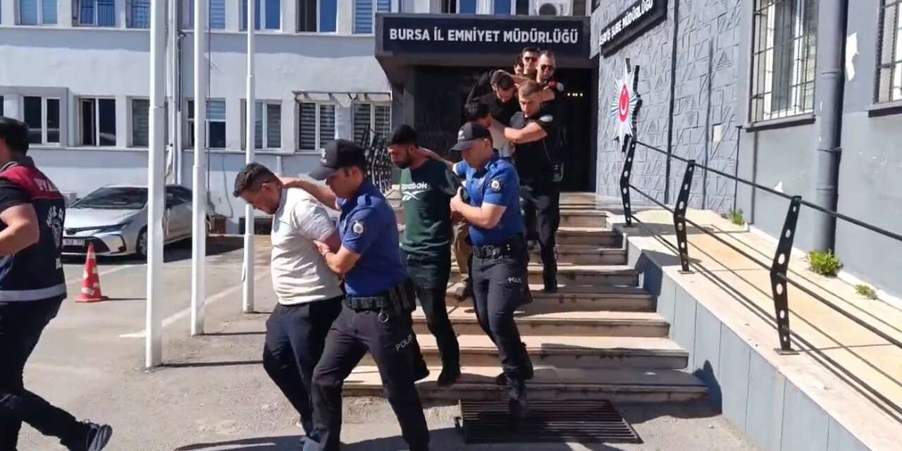 Konya’da sahte polis çetesine operasyon! Yaşlı çifti 100 milyon TL dolandırdılar