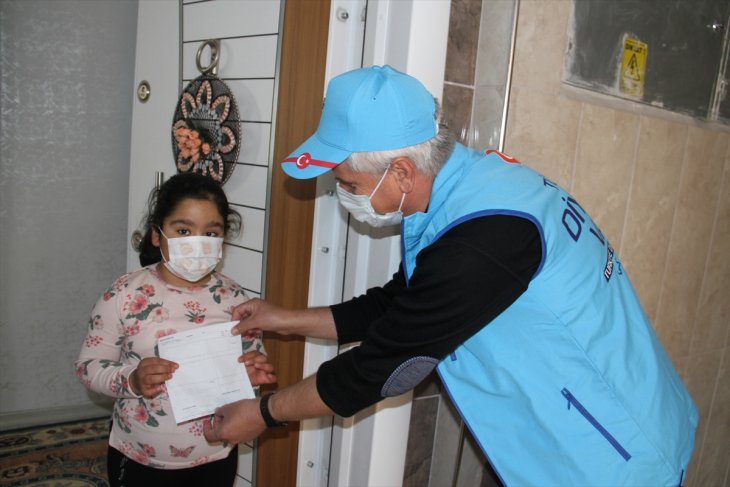 Konya'da minik Bahar bu davranışıyla herkesi duygulandırdı