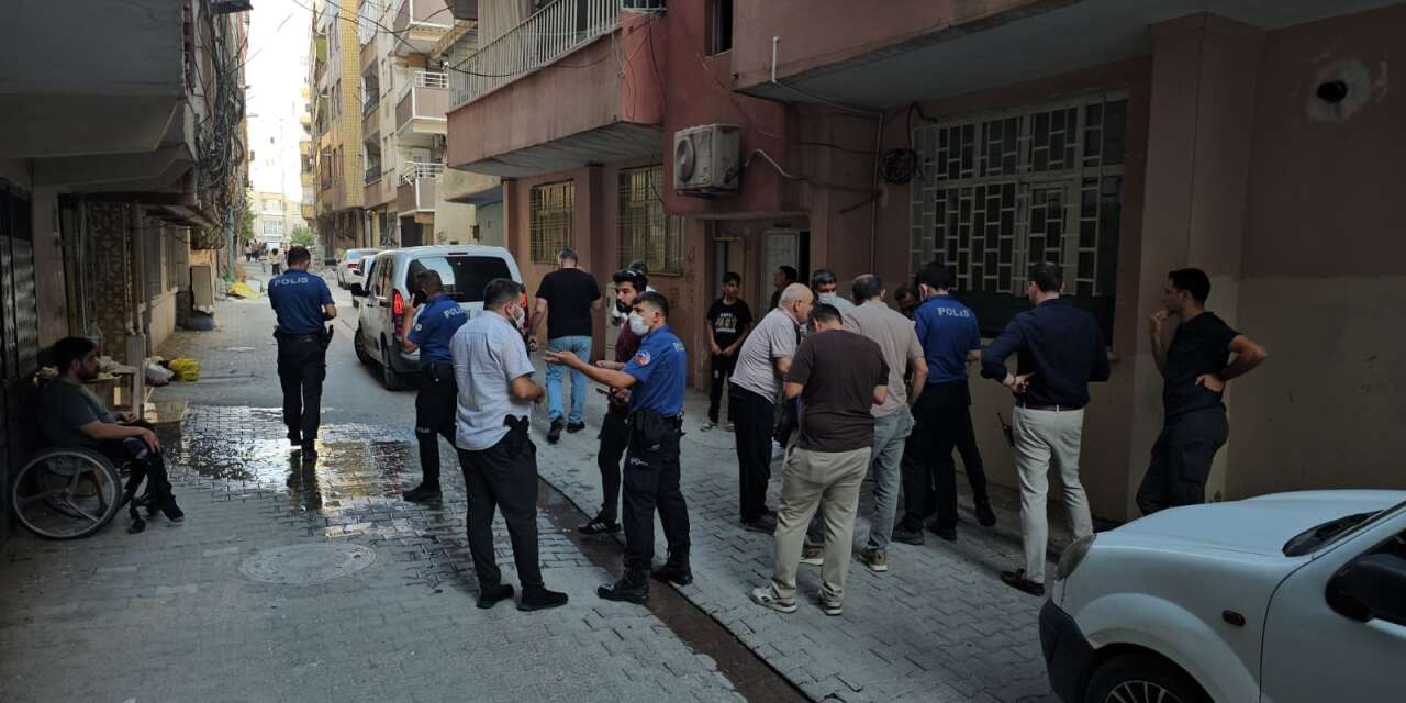 Ağır koku acı gerçeği ortaya çıkardı! 5 çocuk annesi evinde ölü bulundu