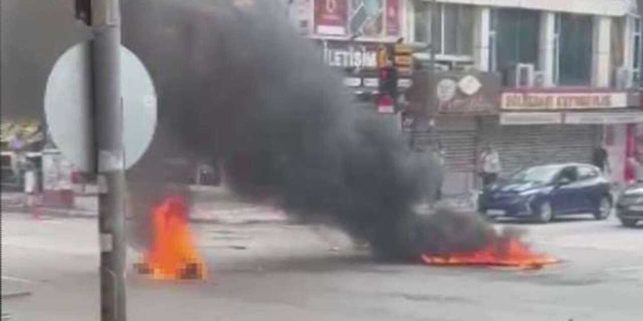 Çarşı ortasında kendini yaktı! 9 günlük yaşam mücadelesini kaybetti